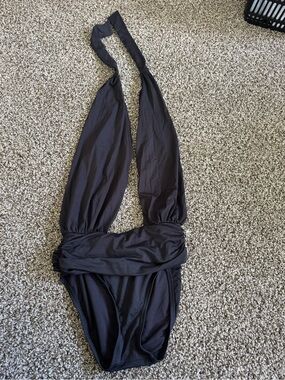 Vince Camuto Black One-Piece Halter Swimsuit